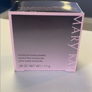 Translucent loose powder